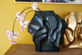 Bild in Galerie-Betrachter laden, Vase 30 cm in Gold oder Schwarz | Metall Vase | Dekovase | Blumenvase Wohnzimmer