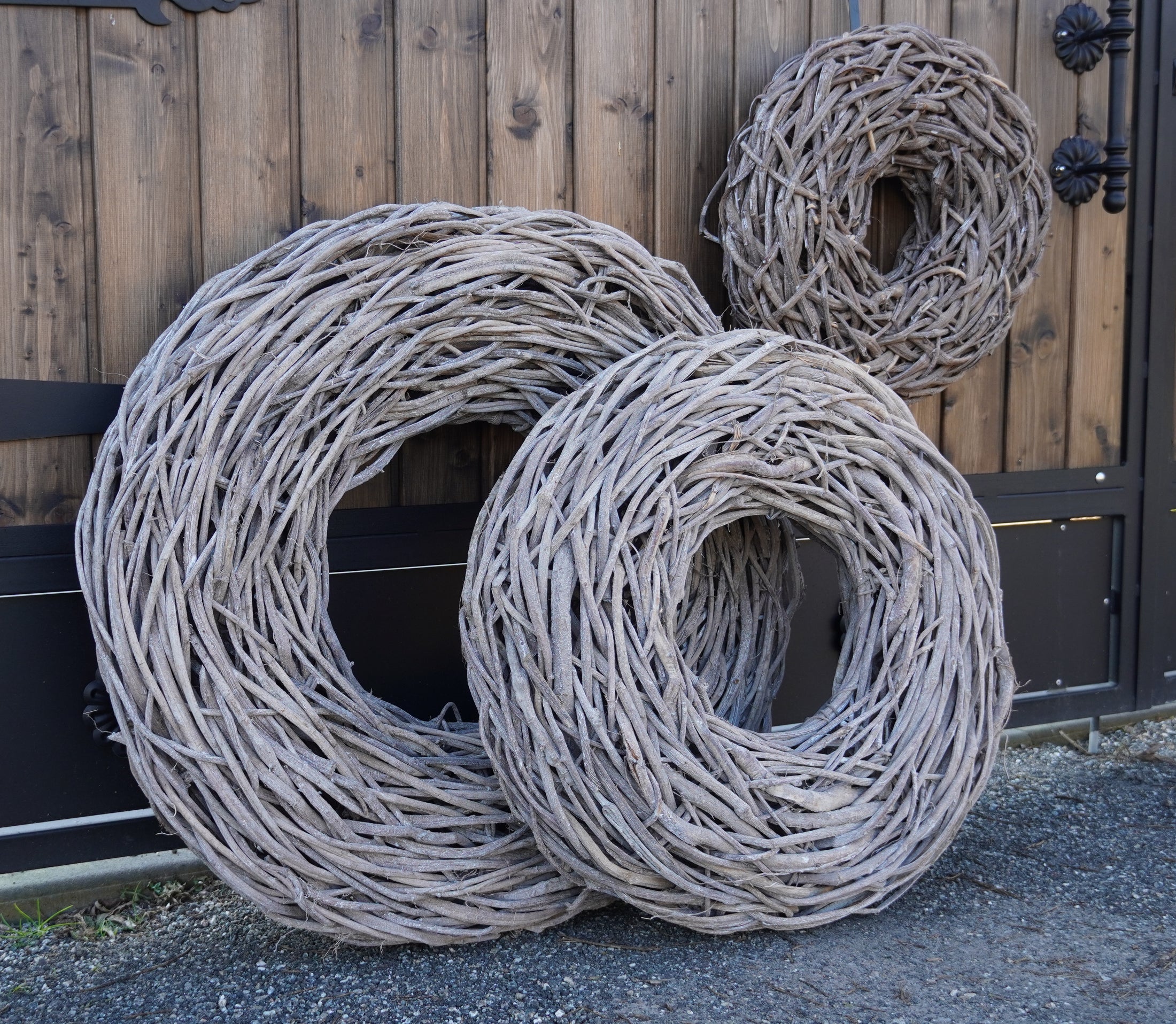 Rustikale Lianen-Kränze – Handgefertigte Outdoor-Deko in Treibholz-Optik 48 cm, 65 cm oder 85 cm