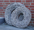 Bild in Galerie-Betrachter laden, Rustikale Lianen-Kränze – Handgefertigte Outdoor-Deko in Treibholz-Optik 48 cm, 65 cm oder 85 cm