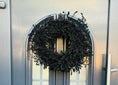 Bild in Galerie-Betrachter laden, Lavendel Kranz in Schwarz, für Tür und Wand ca. 35 cm Durchmesser