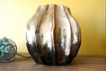 Bild in Galerie-Betrachter laden, Vase 20 oder 26 cm | Metall Vase | Dekovase | Blumenvase Gold