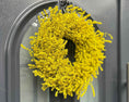 Bild in Galerie-Betrachter laden, Lavendel Kranz in gelb, für Tür und Wand ca. 40 cm Durchmesser