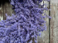 Bild in Galerie-Betrachter laden, Lavendel Kranz in lila, für Tür und Wand ca. 35 cm Durchmesser