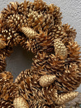Bild in Galerie-Betrachter laden, Kranz, Alt Gold, Zapfenkranz, Weihnachtskranz Adventskranz 28 und 35 cm Durchmesser Kranzshop