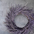 Bild in Galerie-Betrachter laden, Lavendelkranz 40 cm – Echter konservierter Lavendel, duftend, Trockenblumenkranz, Wandkranz Naturdeko, handmade Kranz Lavendel