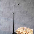 Bild in Galerie-Betrachter laden, Kranzhalter aus Metall – Schwarz – Rund & Höhenverstellbar – für Trockenblumenkränze – Deko-Ständer 26×47 cm / 18×42 cm