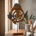 Bild in Galerie-Betrachter laden, Holz Fisch Deko Mangoholz | maritime Skulptur auf Sockel | Fischfigur Tischdeko | Strandhaus Stil | Größe Klein oder Groß