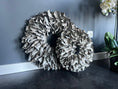 Bild in Galerie-Betrachter laden, Türkranz Wandkranz 40 cm oder 55 cm Durchmesser Kranz Palmenblättern grau - Kranzshop