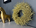 Bild in Galerie-Betrachter laden, Eleganter Wandkranz Türkranz Adventskranz Weihnachtskranz , Gold, Asparagus-Kranz 25 cm Durchmesser - Kranzshop