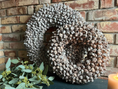 Bild in Galerie-Betrachter laden, Shabby-natur Kranz / Türkranz / Wandkranz mit Coco-Früchten 40/55 cm Durchmesser