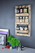 Bild in Galerie-Betrachter laden, Personalisiertes Gewürzregal Holz Vintage geflammt - Ca. 10 Cm tief / breit 40 - 80 cm, Küchenregal Hoch/Querformat 3 Regalboden - NordsHunger