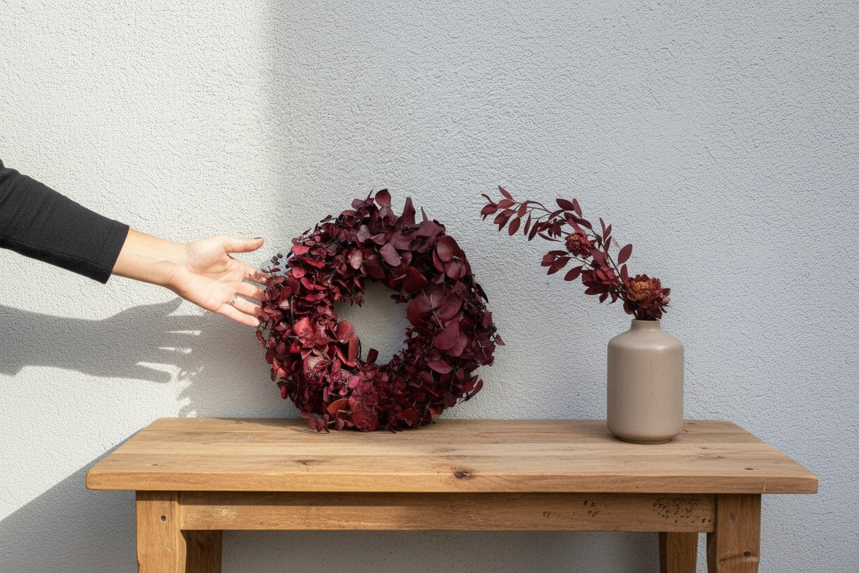 Konservierter Eukalyptuskranz 28 cm Bordeaux | Türkranz Weinrot | Wandkranz Eukalyptus | Naturdeko | Ganzjahreskranz
