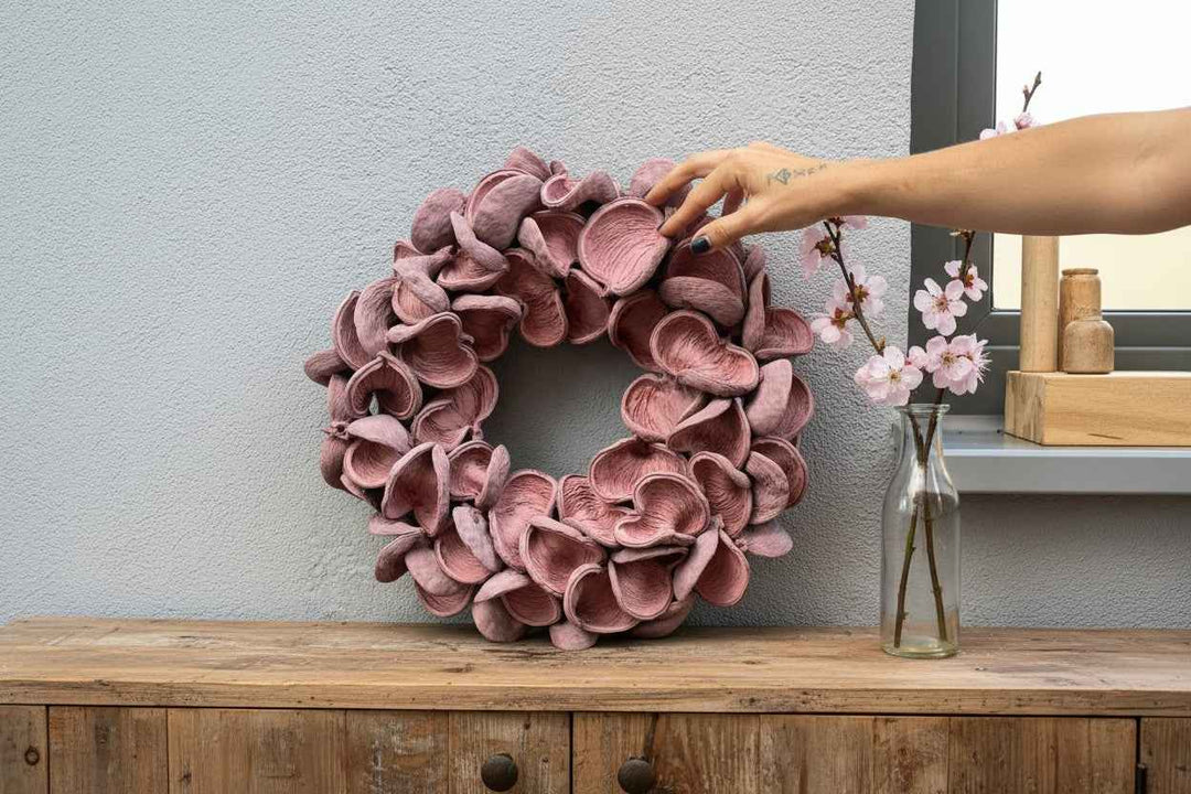 Mandelschotenkranz 45 cm Altrosa | Türkranz Natur | Wandkranz Vintage Rosa | Landhaus Deko | Boho Deko | Ganzjahreskranz - Kranzshop