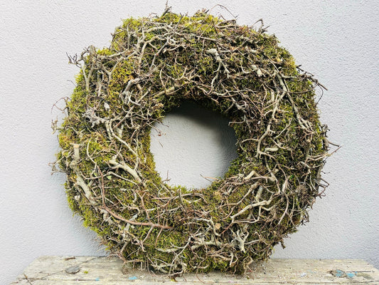 Rustikaler Mooskranz für draußen mit Bonsai-Ästen, 45 oder 60 cm Durchmesser, Gartendekoration