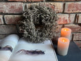 Bild in Galerie-Betrachter laden, Vintage wild Bonsai-Kranz 28 cm Durchmesser Türkranz Wandkranz
