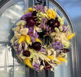 Bild in Galerie-Betrachter laden, Türkranz | Trockenblumenkranz | Blütenkranz | Fensterdeko | Fensterdekoration | Kranz | Trockenblumen | Wanddeko | boho | Deko
