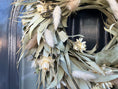 Bild in Galerie-Betrachter laden, Trockenblumen-Kranz 28 cm Türkranz mit Eukalyptus
