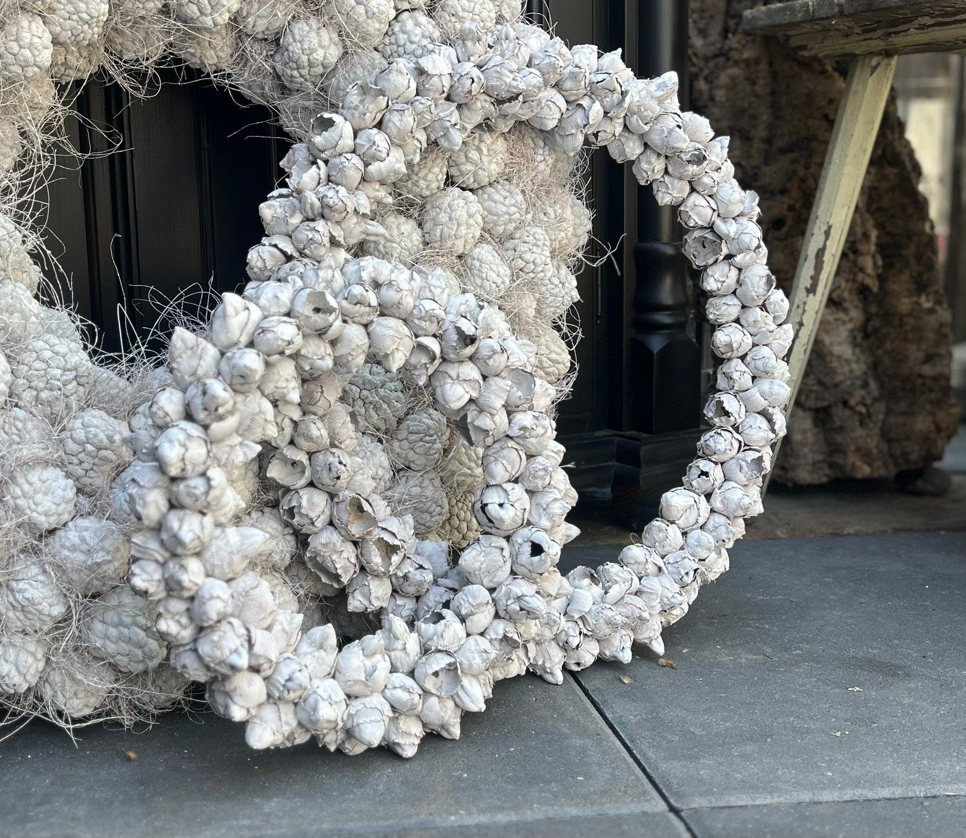 Weißer Türkranz: Handgefertigtes 30 cm oder 45 cm minimalistisches Dekor für Zuhause, Hochzeit oder Geschenk