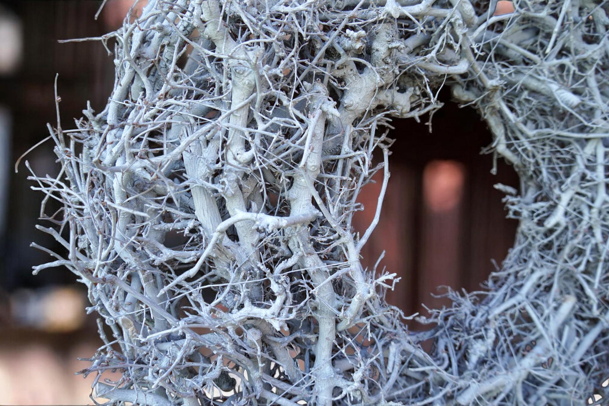 Kranz aus Bonsai in Weiss, 60 cm Durchmesser