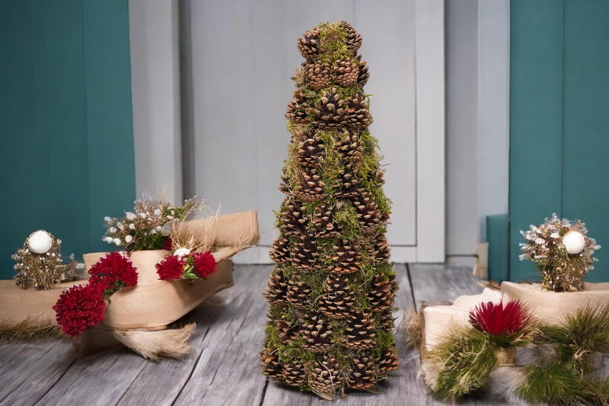 Mooskranz, Zapfenkranz, Tannenzapfenkranz, Tannenbaum - Form