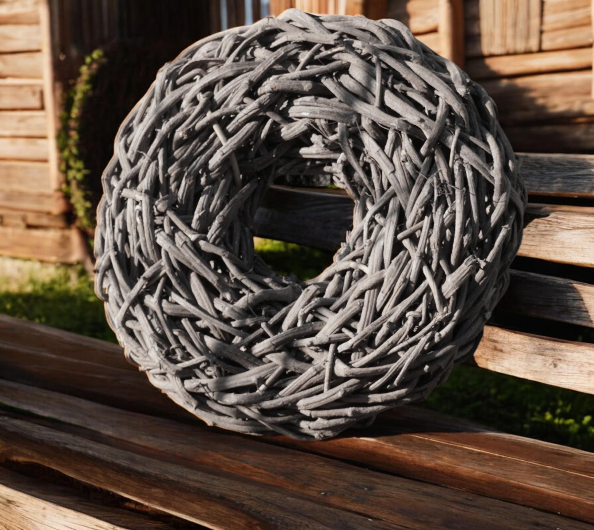XXL 85 cm Lianen-Kranz – Handgefertigte Outdoor-Deko in Treibholz-Optik