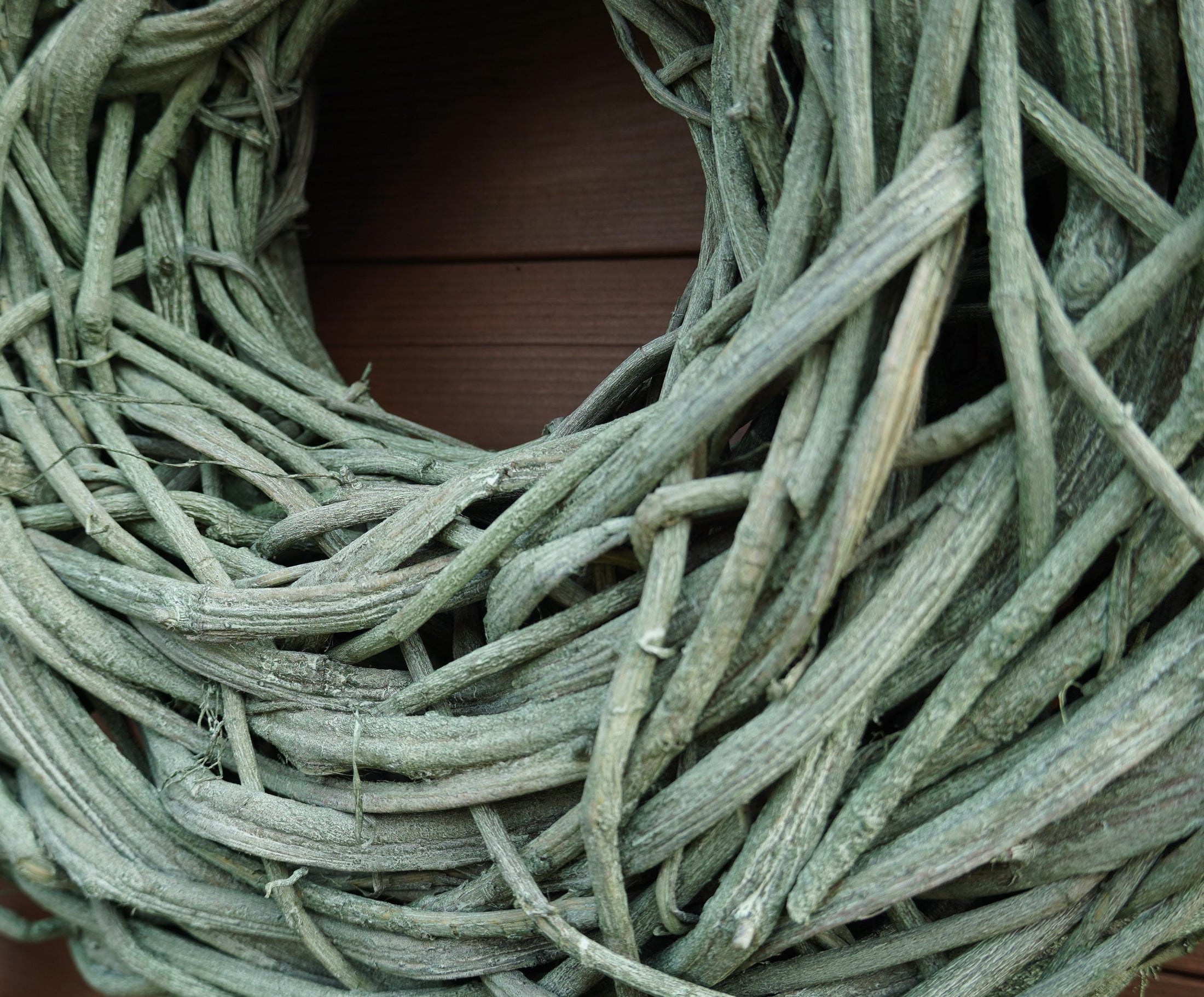 Rustikale Lianen-kranz in grün – Handgefertigte Outdoor-Deko in Treibholz-Optik 48 cm oder 65 cm