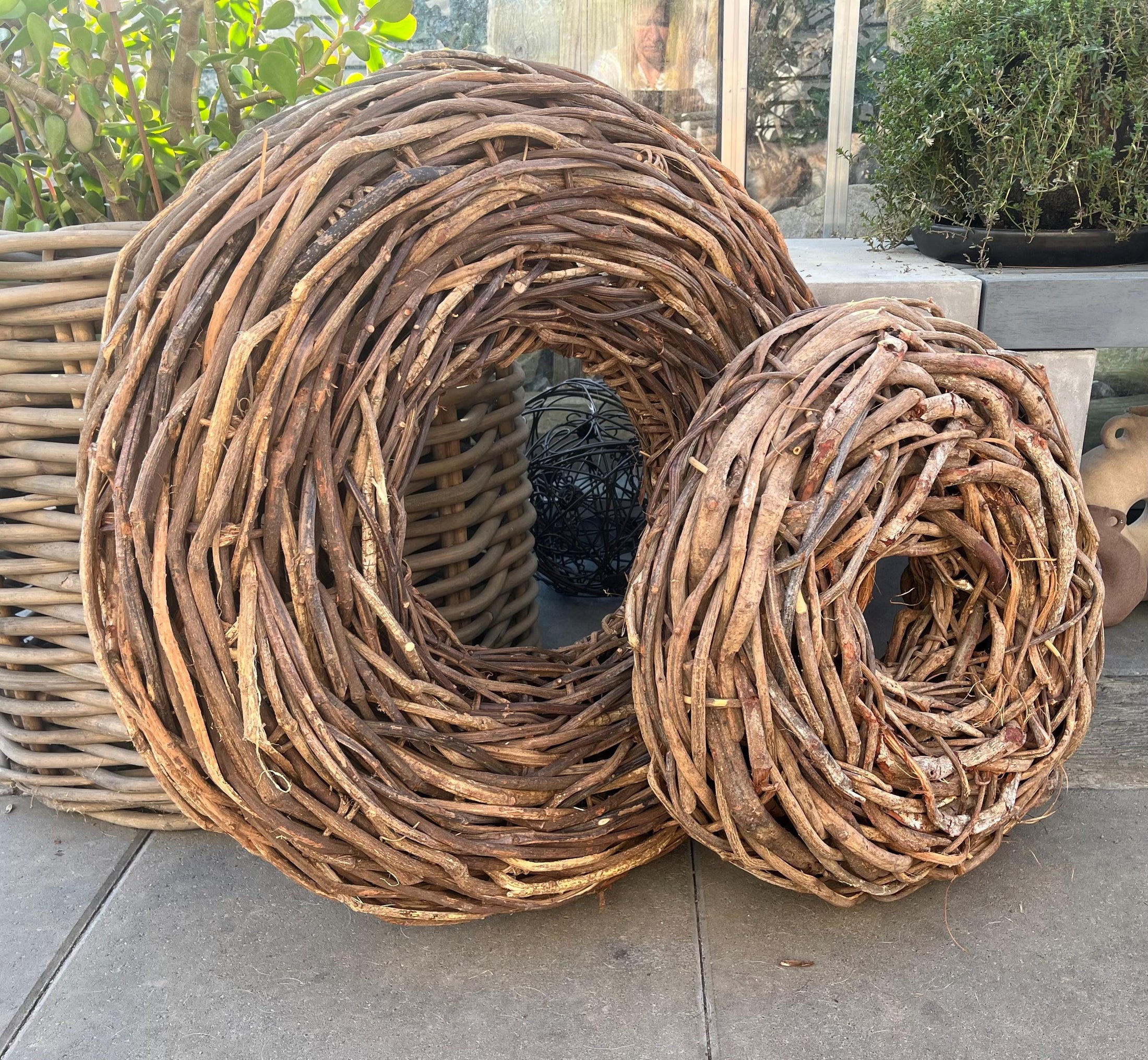 Rustikale Lianen-Kränze – Handgefertigte Outdoor-Deko 48 cm oder 65 cm
