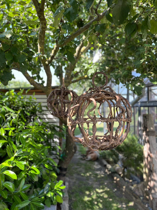 Natur Hängekorb aus Lianenzweigen – 30 cm oder 40 cm – Boho Deko für Garten & Innenbereich – Handgefertigter Pflanzenkorb zum Hängen
