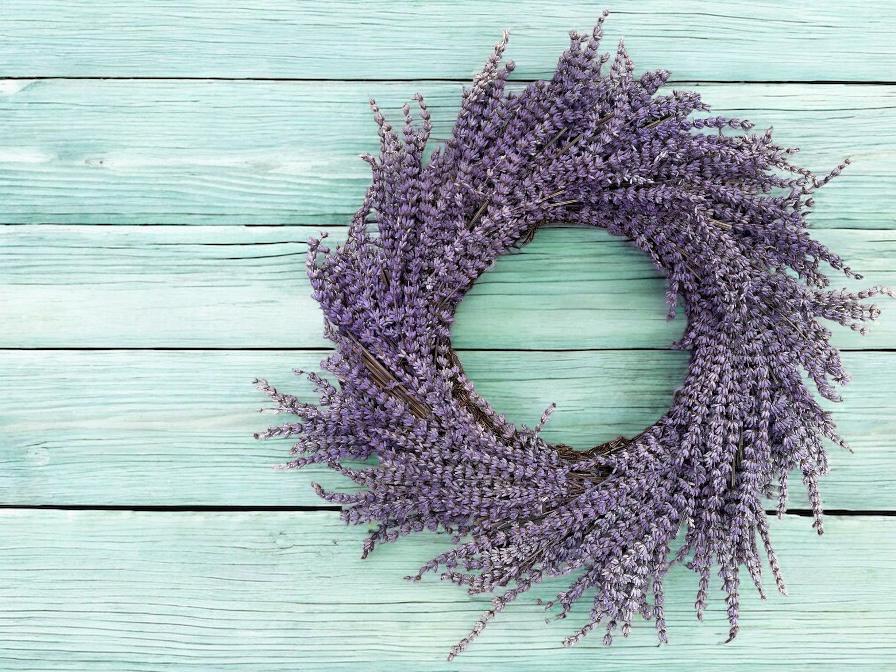 Lavendelkranz 40 cm – Echter konservierter Lavendel, duftend, Trockenblumenkranz, Wandkranz Naturdeko, handmade Kranz Lavendel