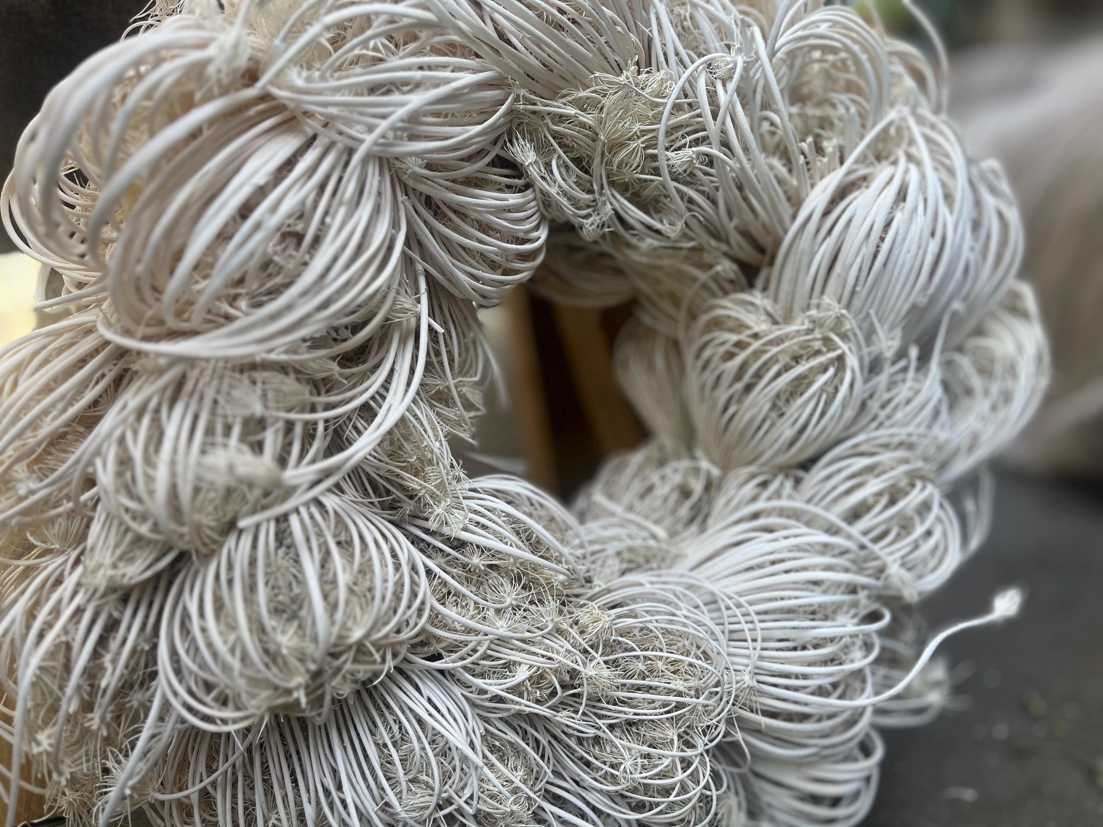 Natürlicher Trockenblumenkranz mit Blüten 38 Durchmesser, Kranz Türkranz Wandkranz