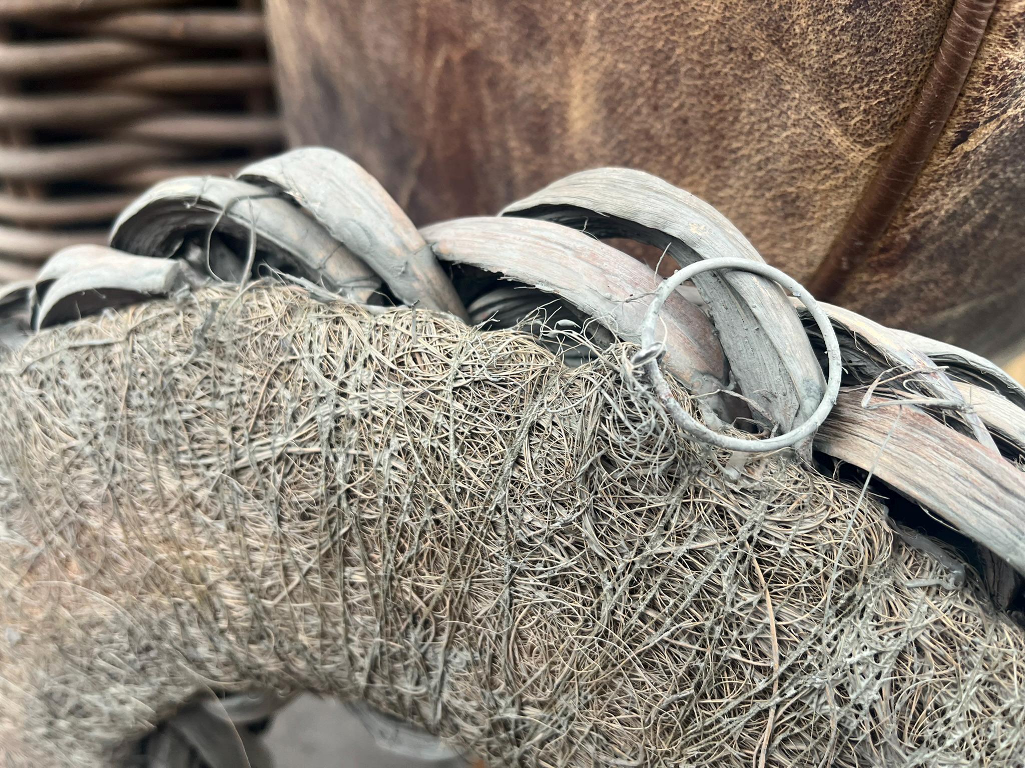 Eleganter Grau Kokoskranz - Wand- oder Türdekoration, 40 cm Durchmesser, einfach aufzuhängen