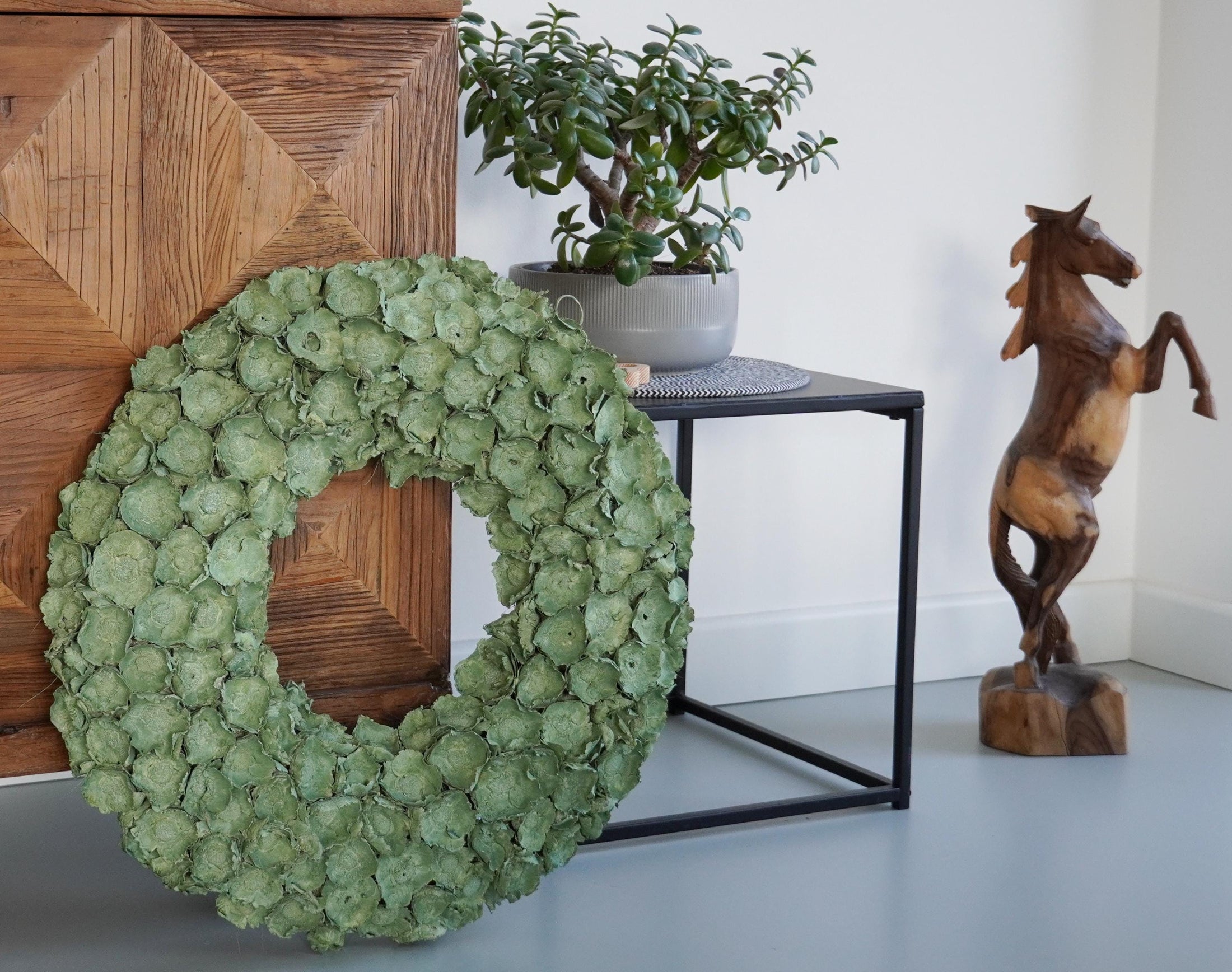 Wandkranz Grün Türkranz Blütenkranz 55 cm Durchmesser, Praktische Aufhängung