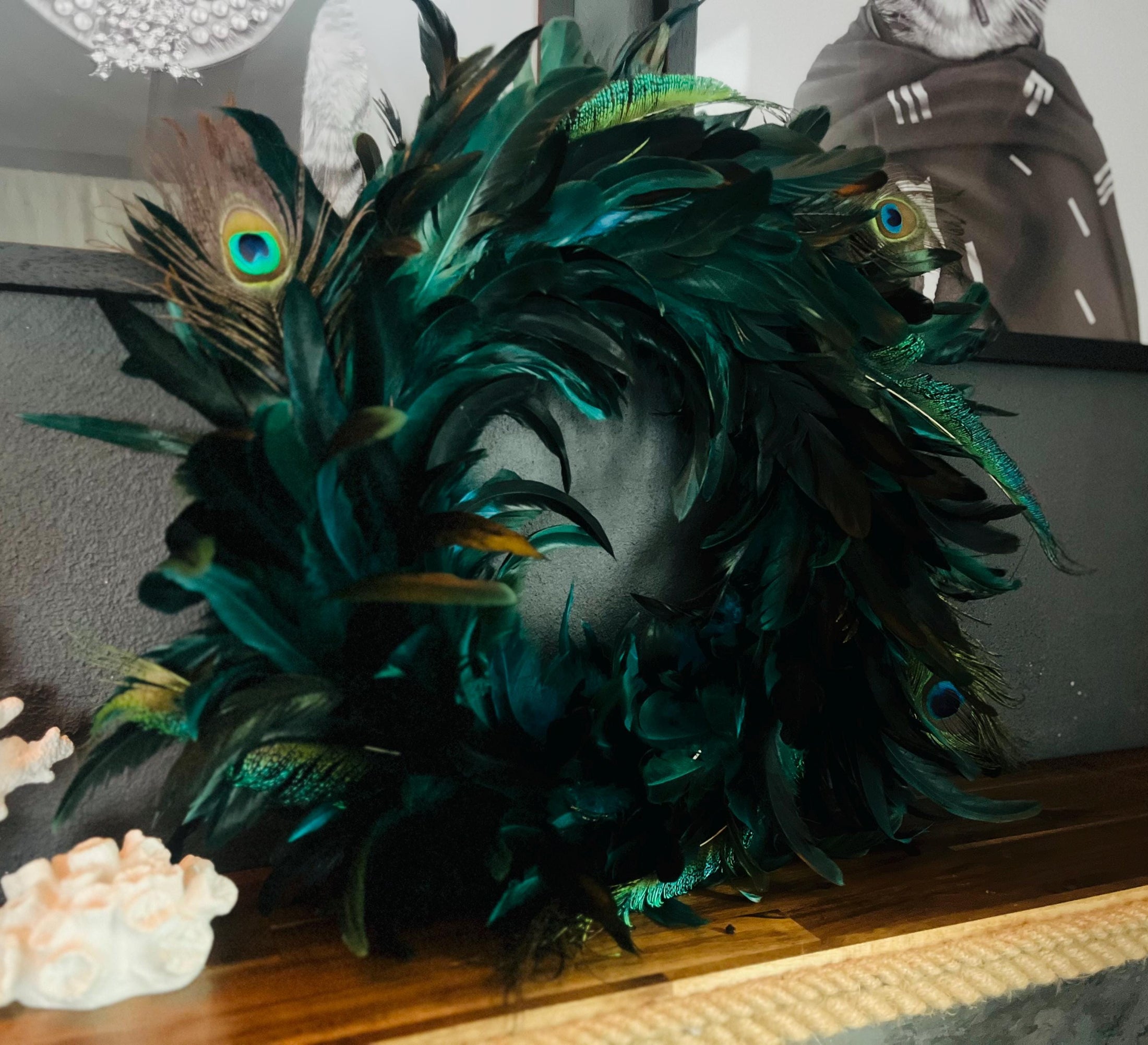 Kranz aus echten Pfauenfedern – Federnkranz 55 cm | Boho Wandkranz Türdeko Handarbeit | Deko Federschmuck