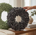 Bild in Galerie-Betrachter laden, Türkranz Wandkranz 40 cm oder 55 cm Durchmesser Kranz Palmenblättern dunklen grau
