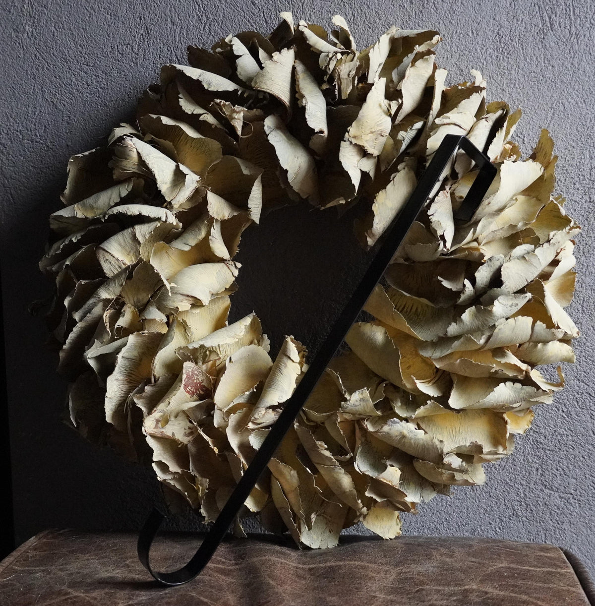 Palmblatt Kranz 40cm – pastellgelb – flache Rückseite mit Öse – Türkranz Wandkranz – optional Metallhalter - Kranzshop