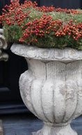 Bild in Galerie-Betrachter laden, Amphore ca. 48cm – Beton Kunststoff Mix – Antik Optik – Pflanzgefäß Outdoor – Garten Deko – Amphorentopf
