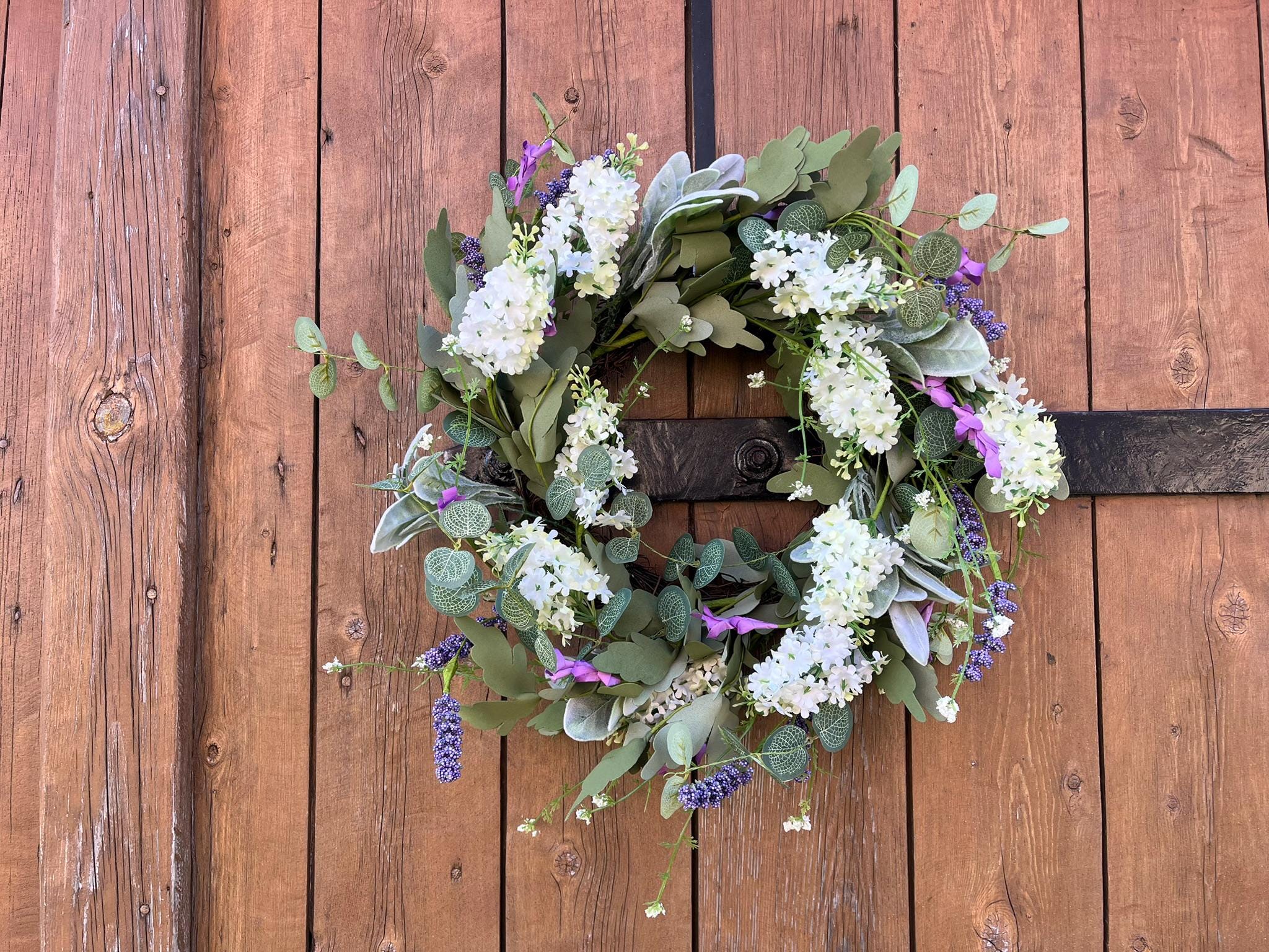 Türkranz Eukalyptus Lavendel 50 cm | Kranz weiß grün lila | Frühlingskranz künstlich | Sommerkranz Türdeko | Wandkranz floral
