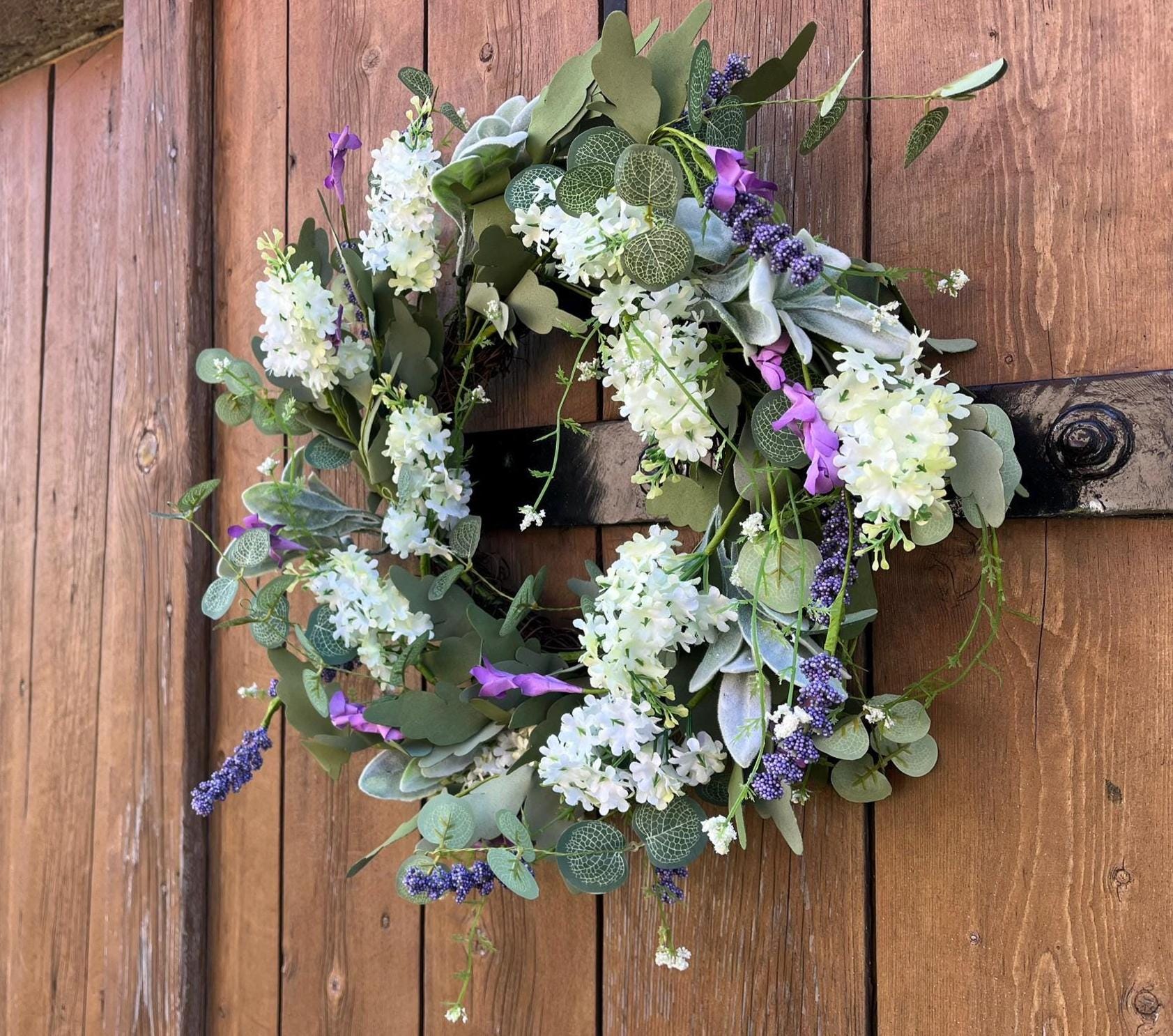 Türkranz Eukalyptus Lavendel 50 cm | Kranz weiß grün lila | Frühlingskranz künstlich | Sommerkranz Türdeko | Wandkranz floral